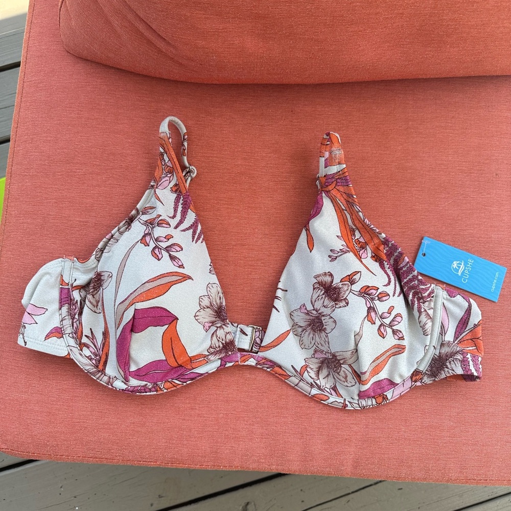 Cupshe x iskra Bikini Top XL